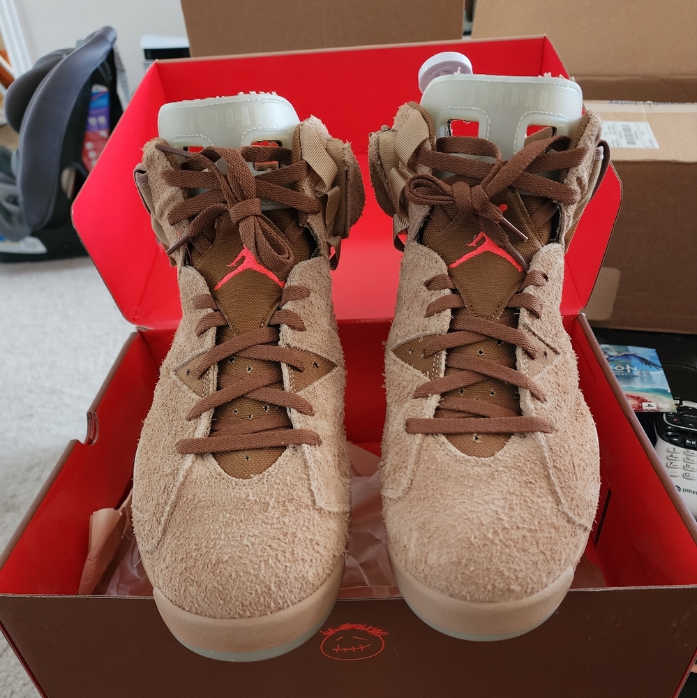 Nike air jordan retro vi travis scott sz 13